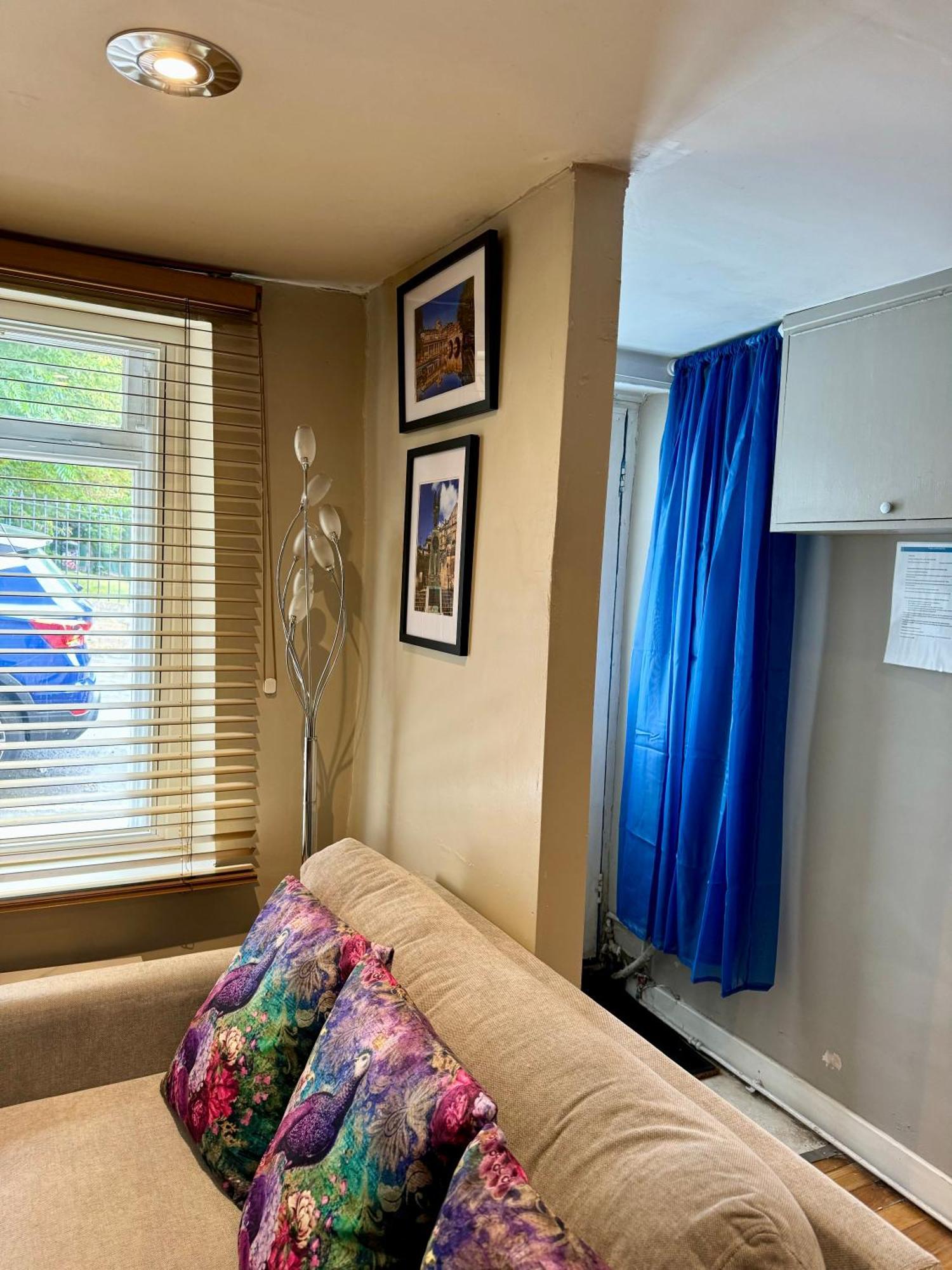 Beautiful Townhouse Next To Royal Victoria Park And Botanical Gardens Within Easy Walking Distance To Bath City Centre ภายนอก รูปภาพ