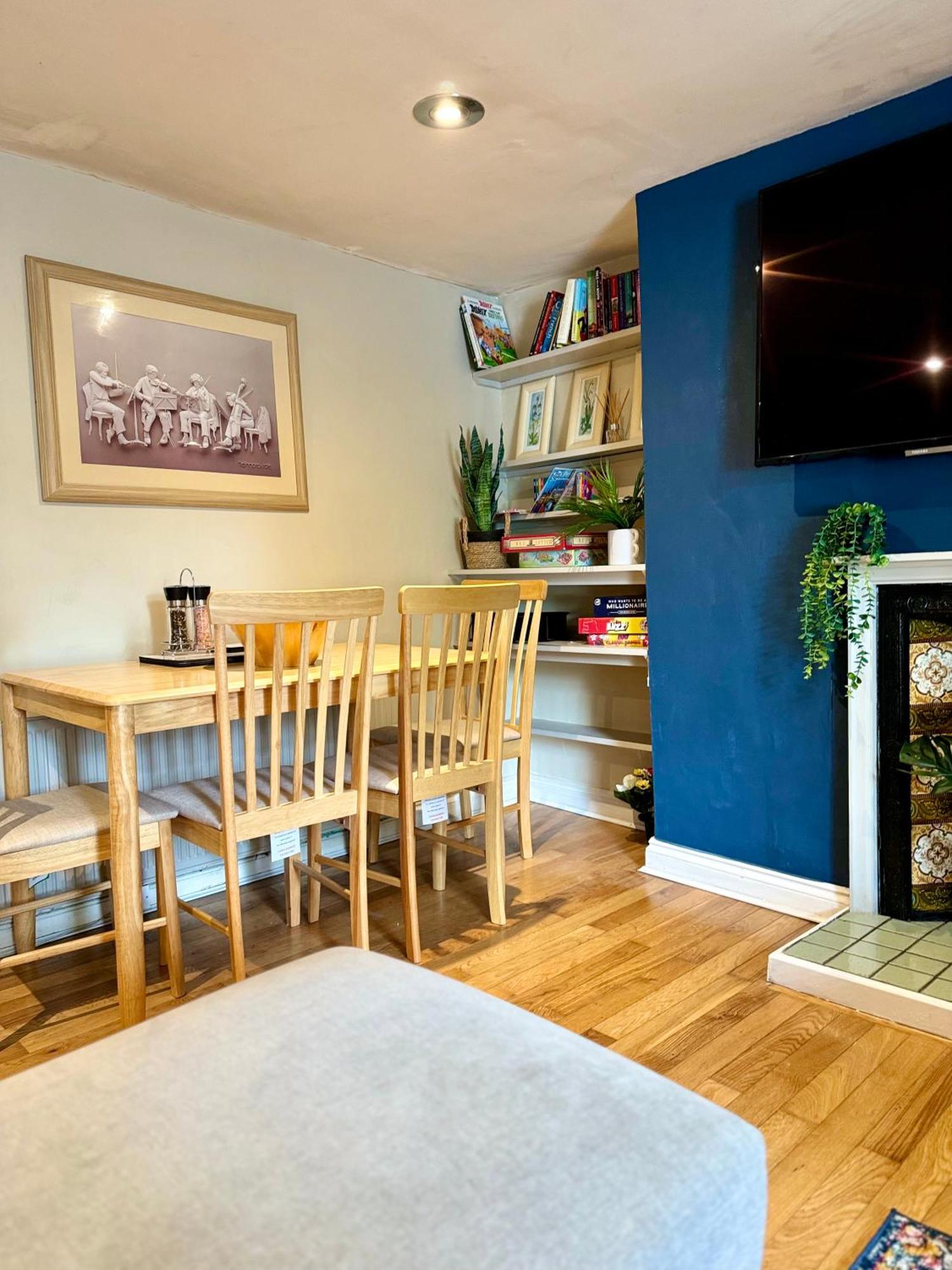 Beautiful Townhouse Next To Royal Victoria Park And Botanical Gardens Within Easy Walking Distance To Bath City Centre ภายนอก รูปภาพ