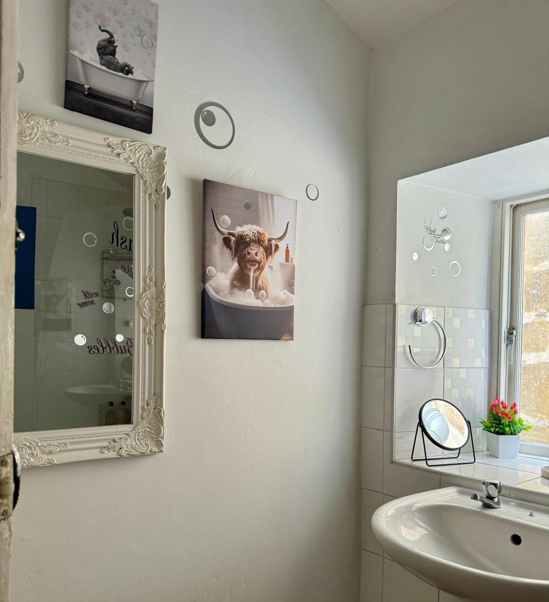 Beautiful Townhouse Next To Royal Victoria Park And Botanical Gardens Within Easy Walking Distance To Bath City Centre ภายนอก รูปภาพ